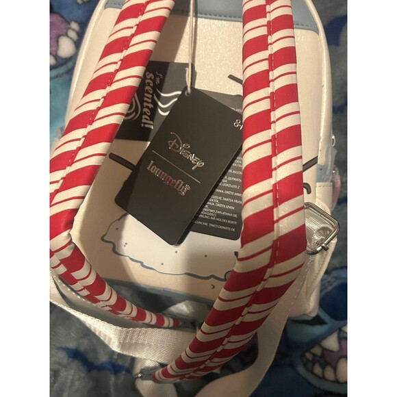 Winter stitch loungefly - Picture 3 of 5